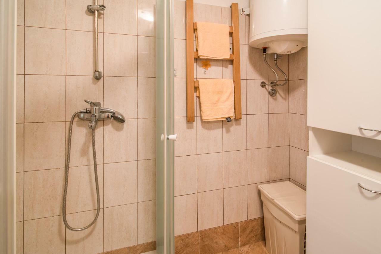 Apartmani Marija Malinska Exteriér fotografie