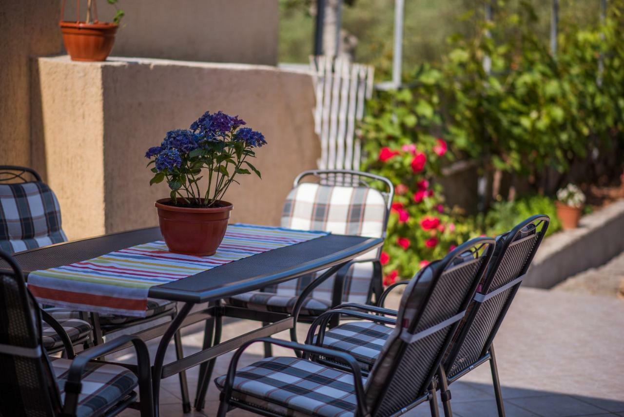 Apartmani Marija Malinska Exteriér fotografie